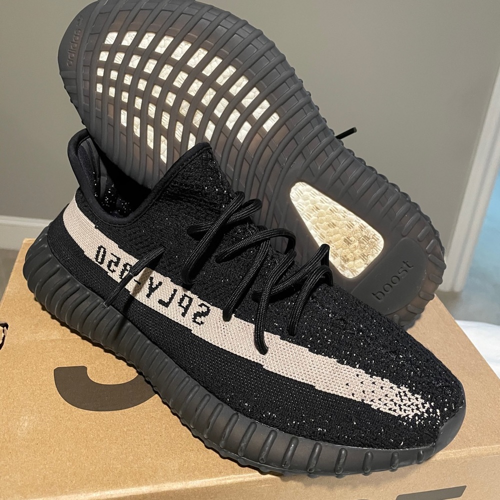 Yeezy Boost 350 v2 Oreo 2016 Size 10.5 UA